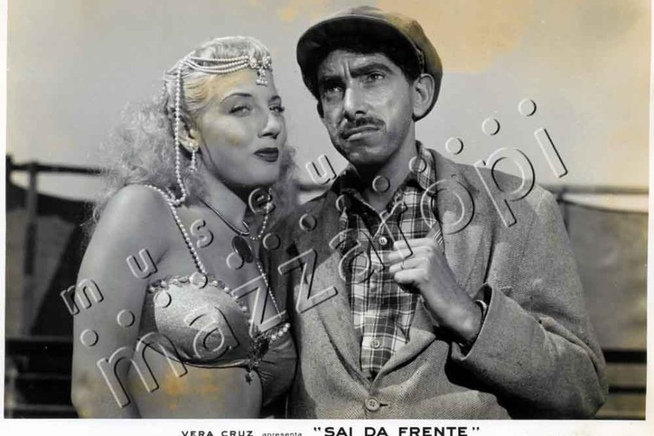 Mazzaropi - Filme Sai da Frente