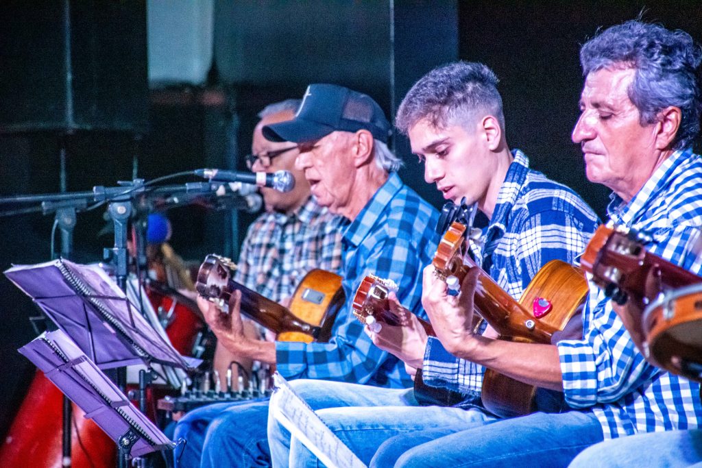 Orquestra de Violões de Viola Mestre Lica na Semana Mazzaropi 2023